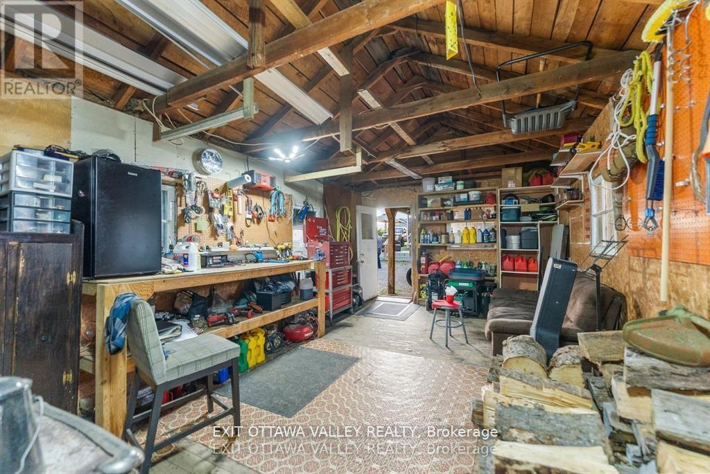 44 Lacroix Bay Road, Whitewater Region, Ontario  K0J 2L0 - Photo 27 - X12889546