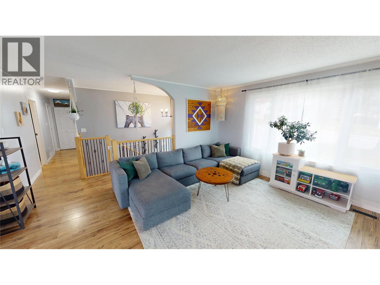 2620 3rd Street S, Cranbrook, British Columbia  V1C 1G5 - Photo 5 - 10383266