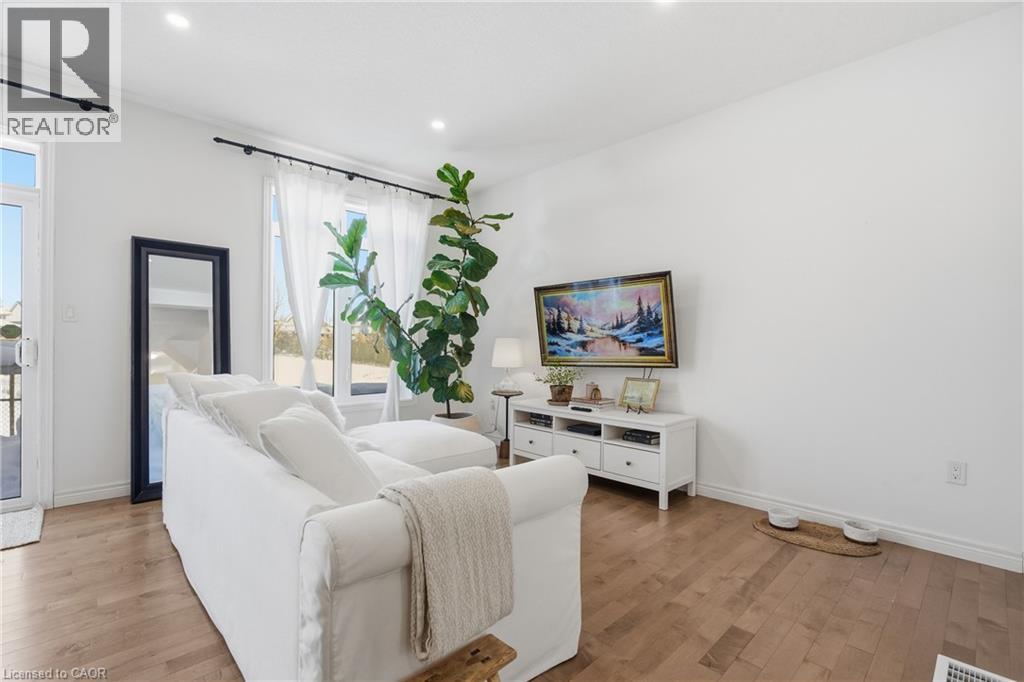 22 Marshall Drive Unit# 7, Guelph, Ontario  N1E 0M9 - Photo 4 - 40820431