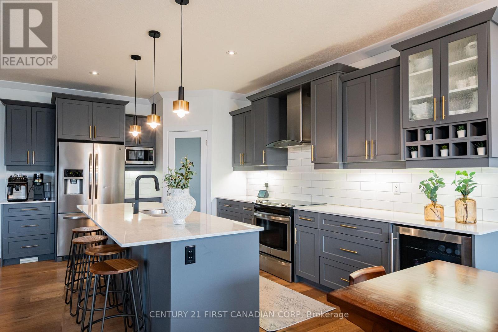 2085 Gough Avenue, London North, Ontario  N5X 0K4 - Photo 11 - X12993376