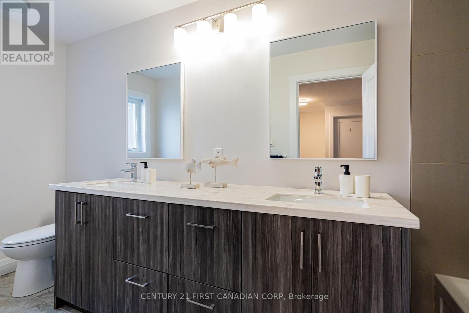 2085 Gough Avenue, London North, Ontario  N5X 0K4 - Photo 20 - X12993376