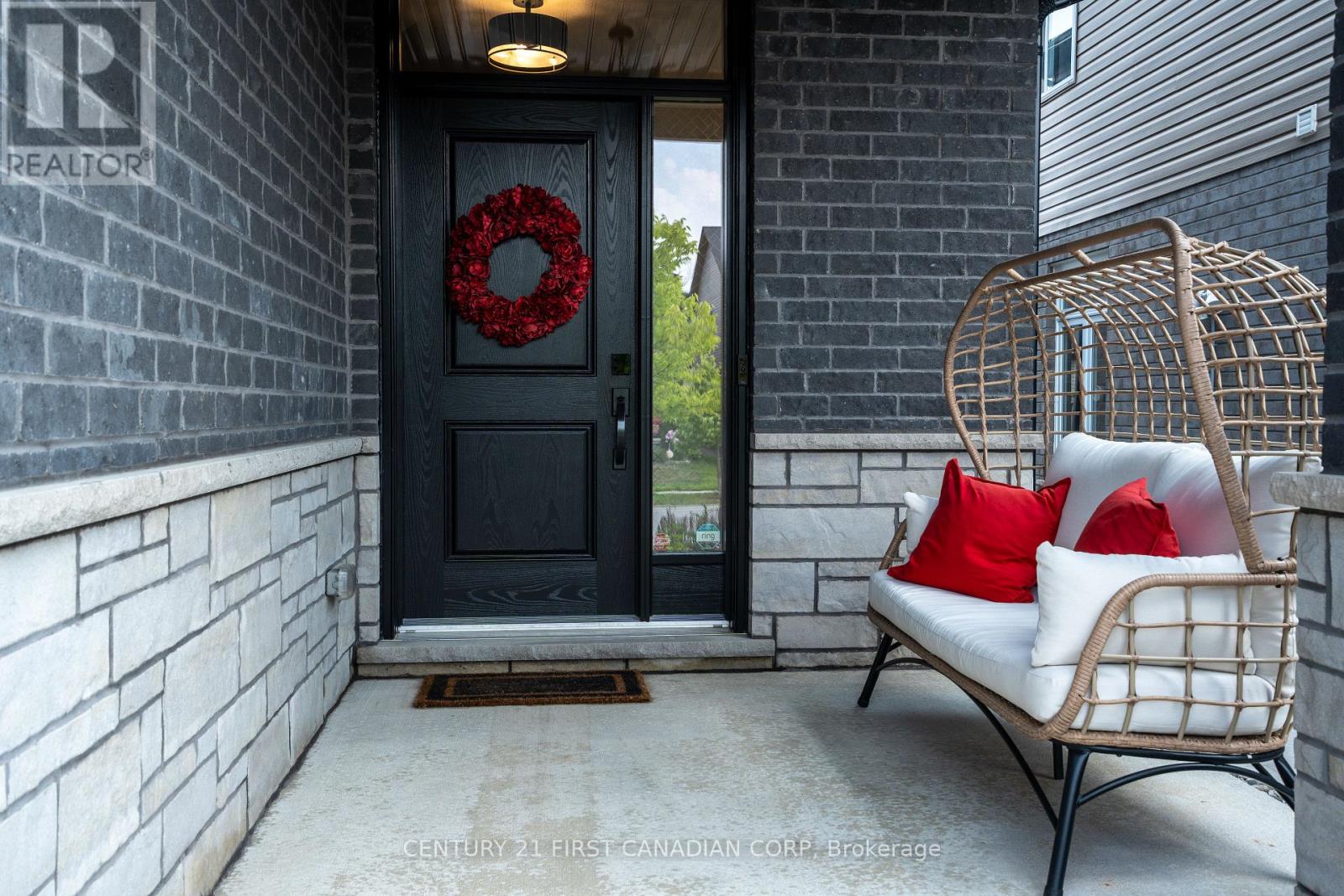 2085 Gough Avenue, London North, Ontario  N5X 0K4 - Photo 3 - X12993376