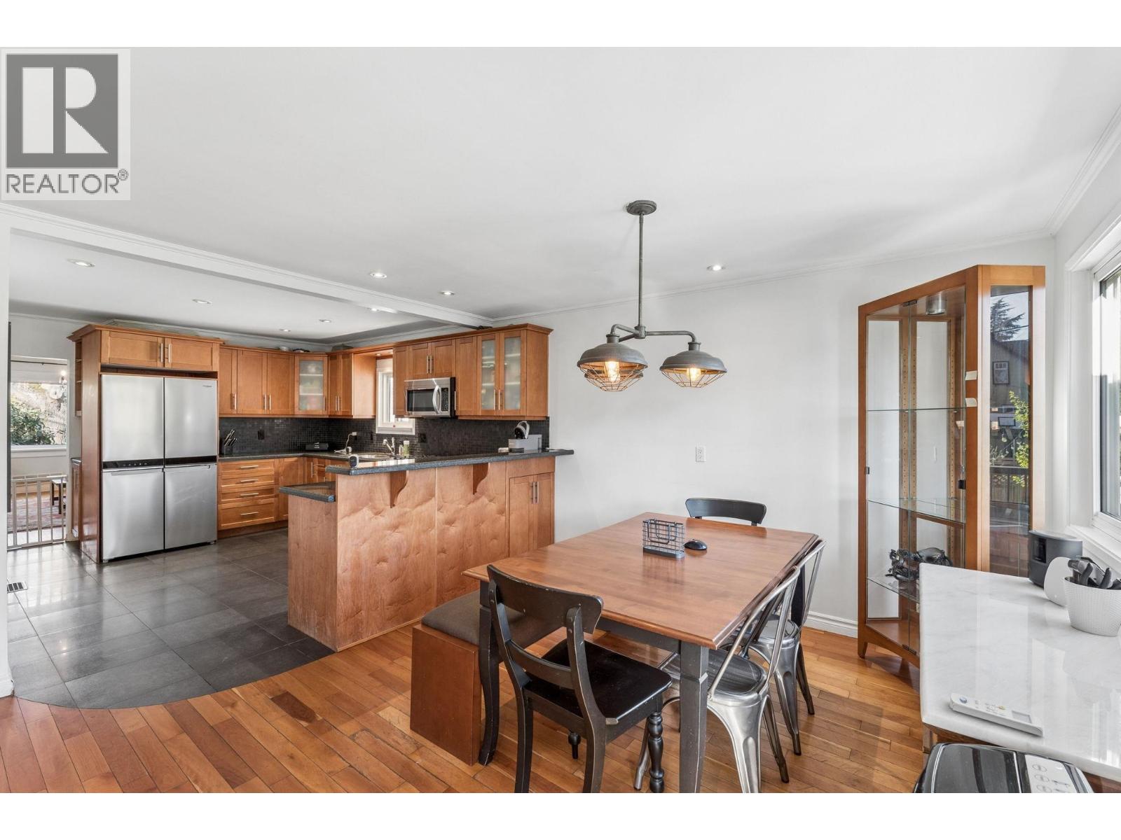 2486 Eton Street, Vancouver, British Columbia  V5K 1J5 - Photo 10 - R3110437