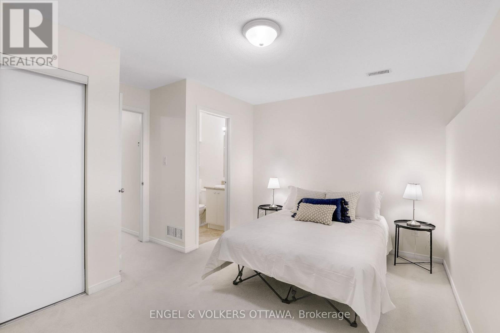 270 Espin Heights, Ottawa, Ontario  K2J 0Y8 - Photo 18 - X12839012