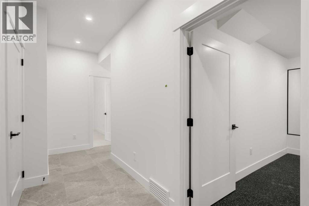 2405 4 Avenue S, Calgary, Alberta  T2N 0P3 - Photo 42 - A2301446