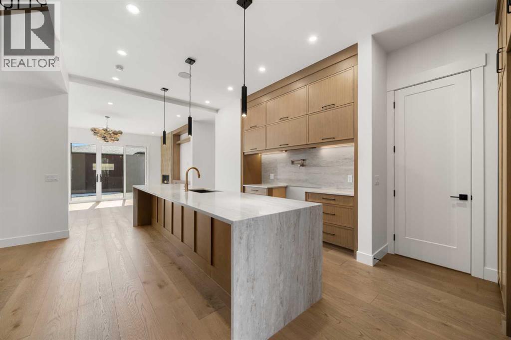 2405 4 Avenue S, Calgary, Alberta  T2N 0P3 - Photo 7 - A2301446