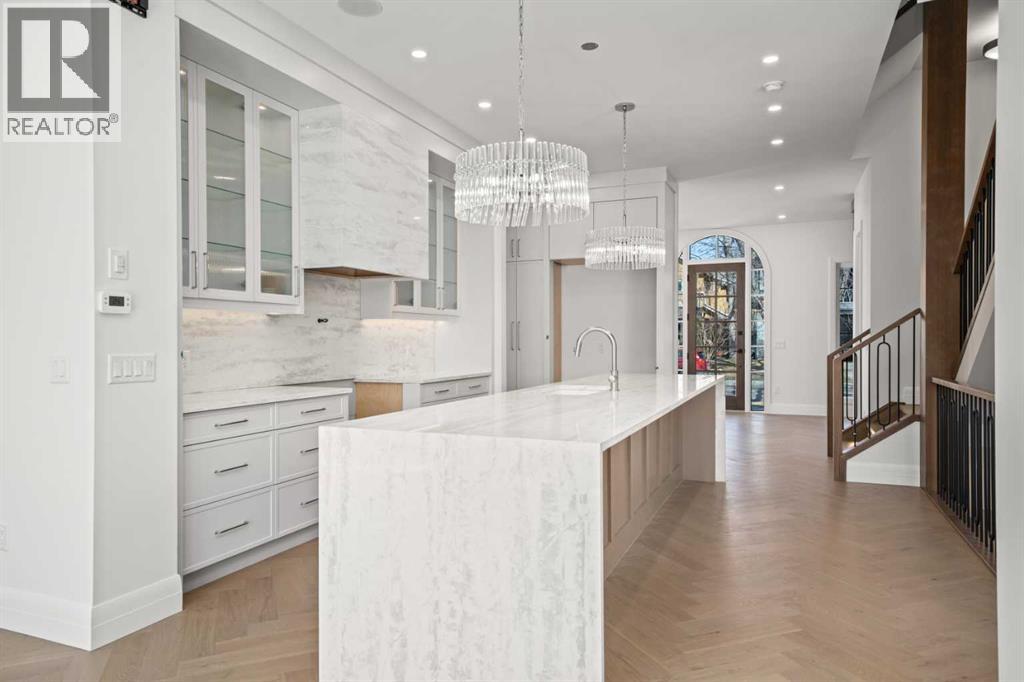 2407 4 Avenue Nw, Calgary, Alberta  T2N 0P3 - Photo 10 - A2301518