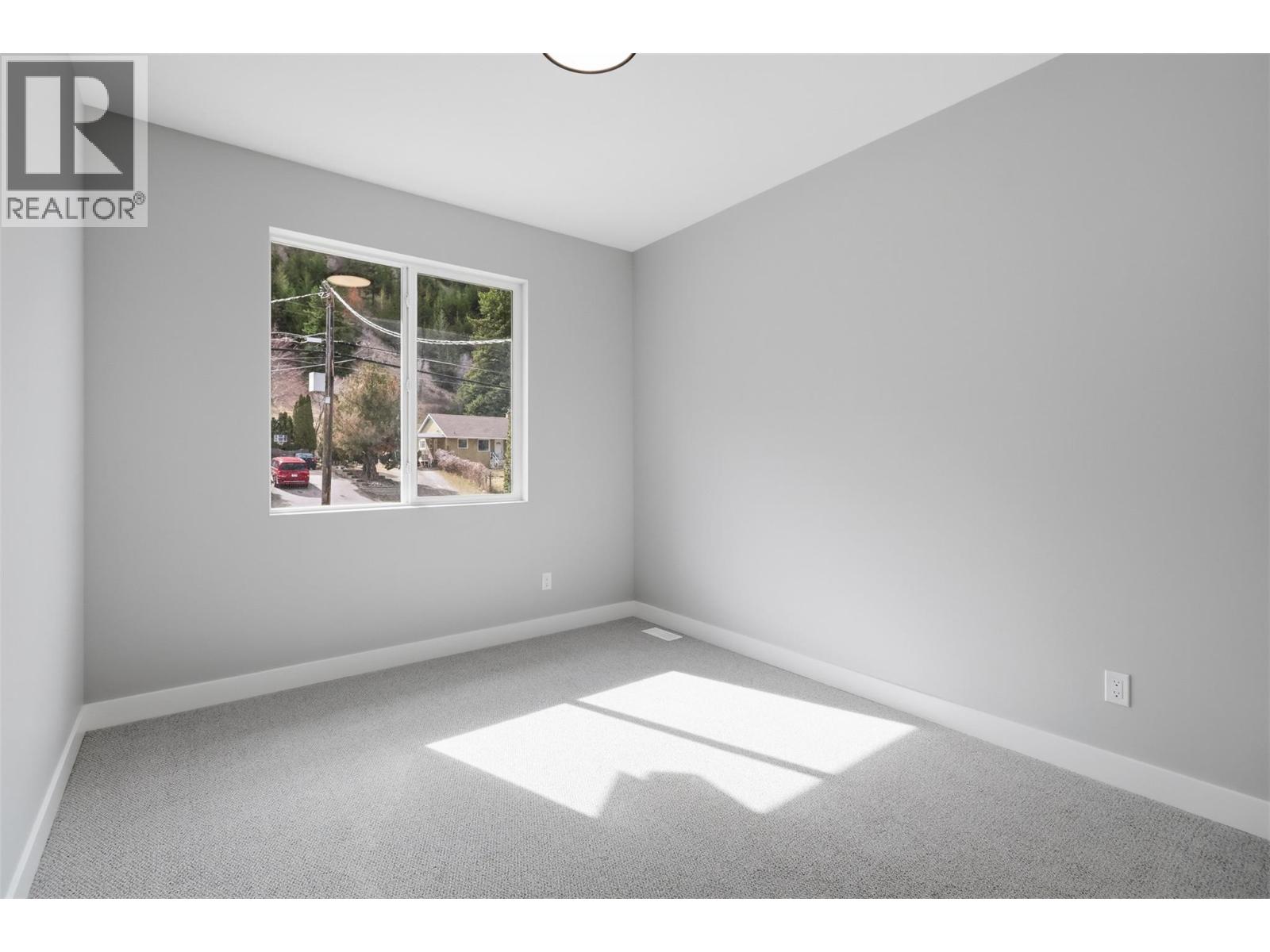 5868 Dallas Drive, Kamloops, British Columbia  V2C 4X2 - Photo 24 - 10374048