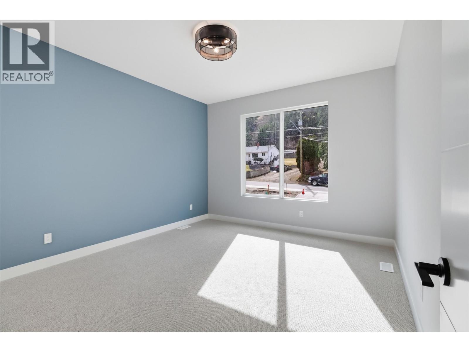 5868 Dallas Drive, Kamloops, British Columbia  V2C 4X2 - Photo 19 - 10374048