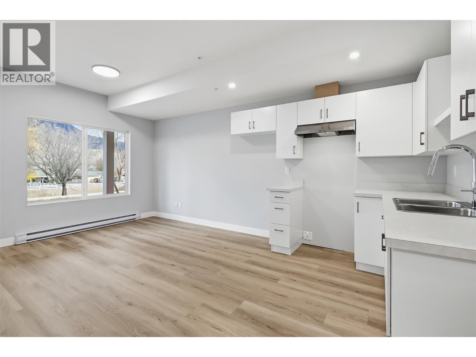 5868 Dallas Drive, Kamloops, British Columbia  V2C 4X2 - Photo 33 - 10374048