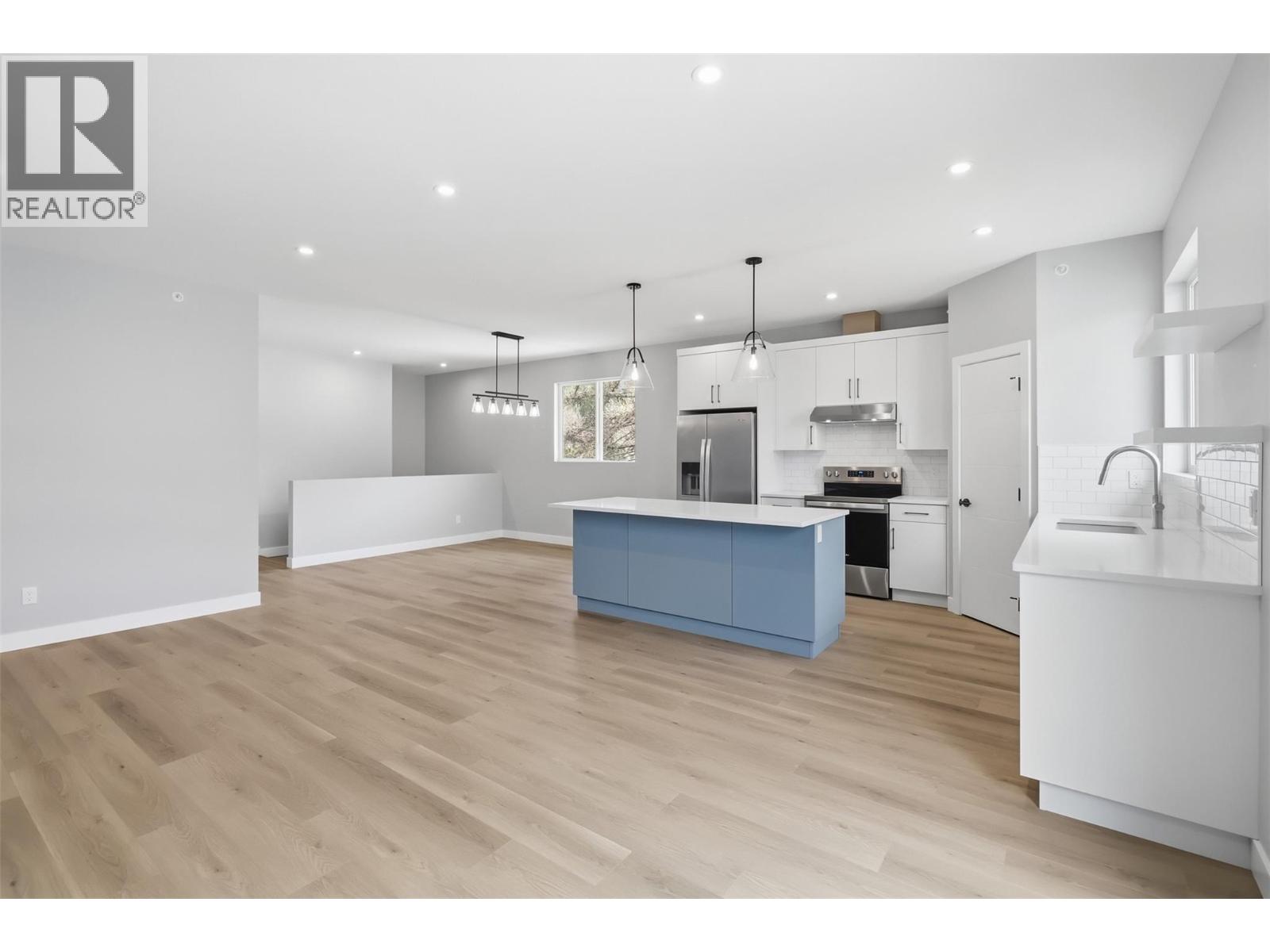 5868 Dallas Drive, Kamloops, British Columbia  V2C 4X2 - Photo 9 - 10374048