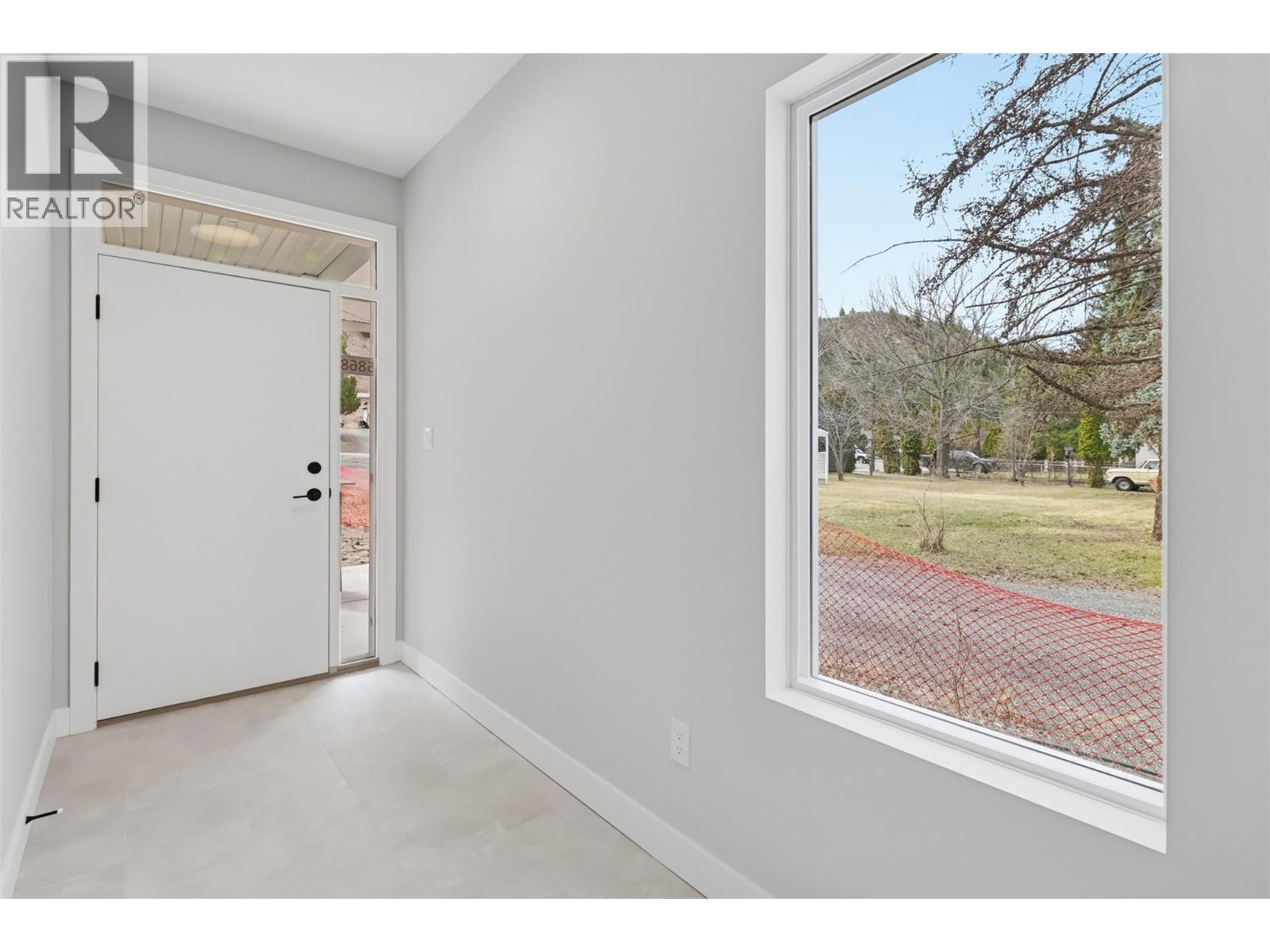 5868 Dallas Drive, Kamloops, British Columbia  V2C 4X2 - Photo 30 - 10374048