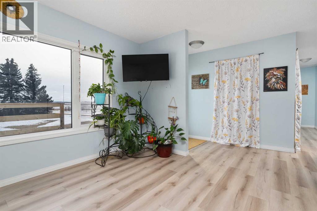 19252 462 Township, Rural Camrose County, Alberta  T4V 1X8 - Photo 9 - A2287222