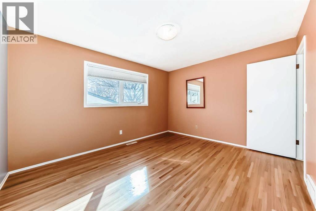 60 Huntham Road NE, Calgary, Alberta  T2K 4G1 - Photo 14 - A2299722