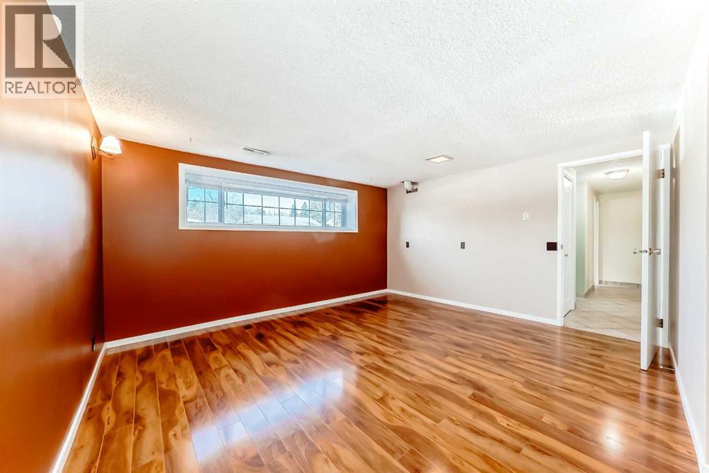 60 Huntham Road NE, Calgary, Alberta  T2K 4G1 - Photo 23 - A2299722