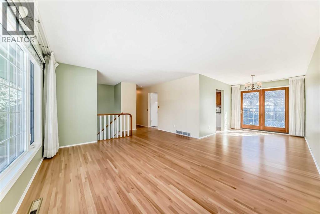 60 Huntham Road NE, Calgary, Alberta  T2K 4G1 - Photo 6 - A2299722