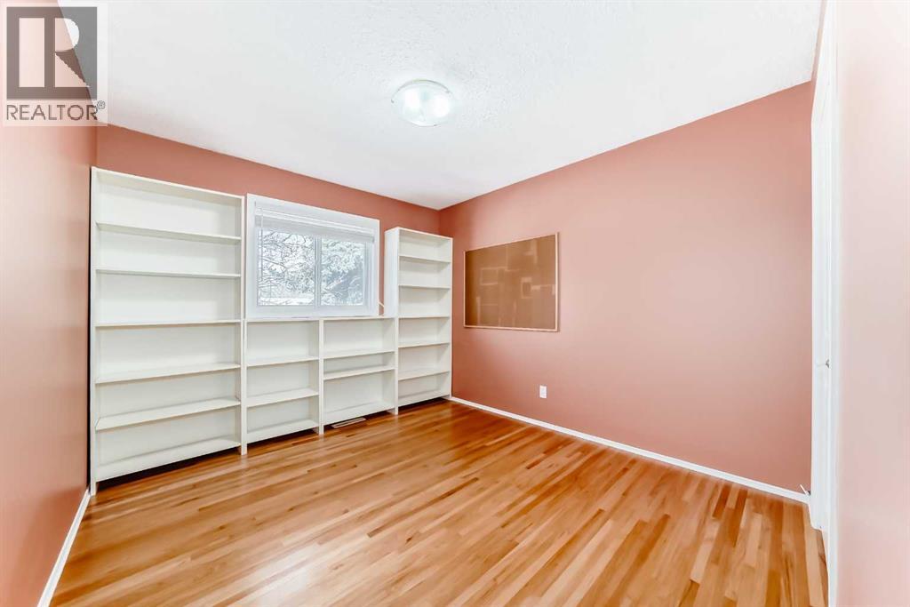 60 Huntham Road NE, Calgary, Alberta  T2K 4G1 - Photo 17 - A2299722