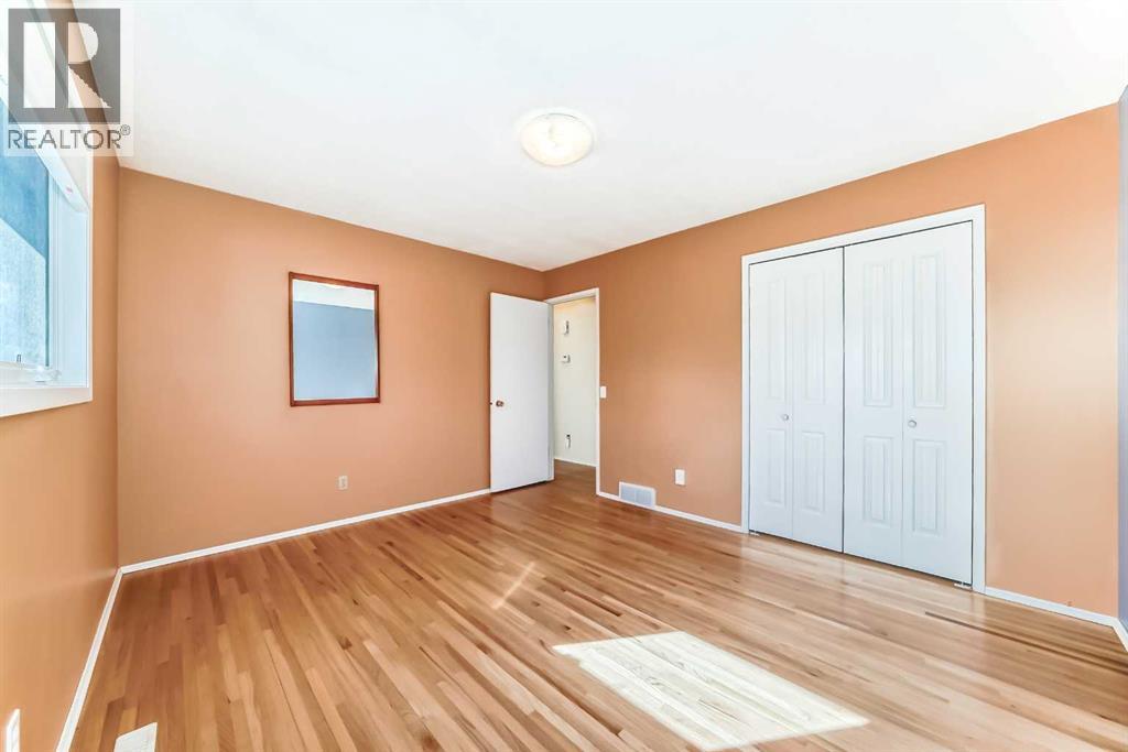 60 Huntham Road NE, Calgary, Alberta  T2K 4G1 - Photo 15 - A2299722