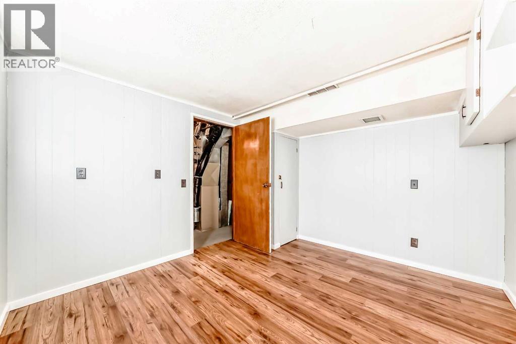 60 Huntham Road NE, Calgary, Alberta  T2K 4G1 - Photo 30 - A2299722