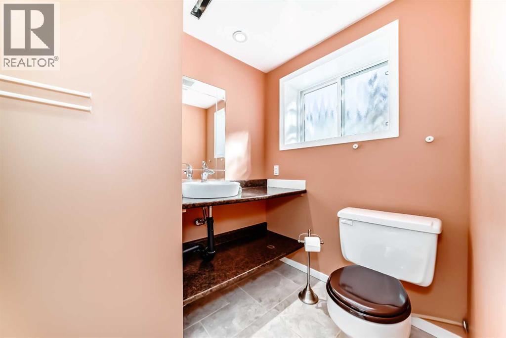 60 Huntham Road NE, Calgary, Alberta  T2K 4G1 - Photo 31 - A2299722