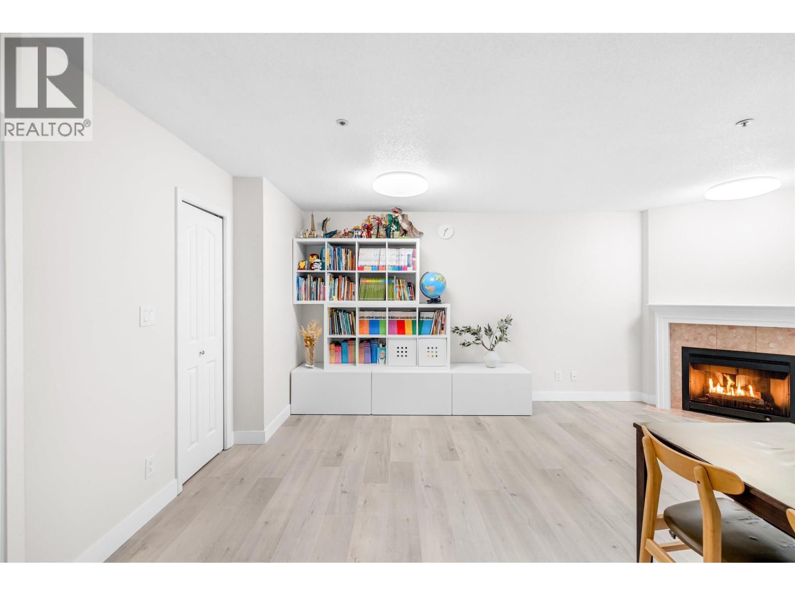 206 3668 Rae Avenue, Vancouver, British Columbia  V5R 6A7 - Photo 8 - R3110693