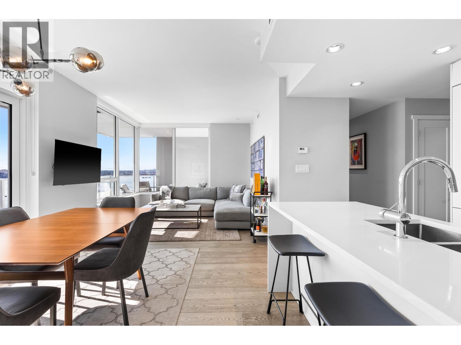 1210 118 Carrie Cates Court, North Vancouver, British Columbia  V7L 0B2 - Photo 14 - R3110697