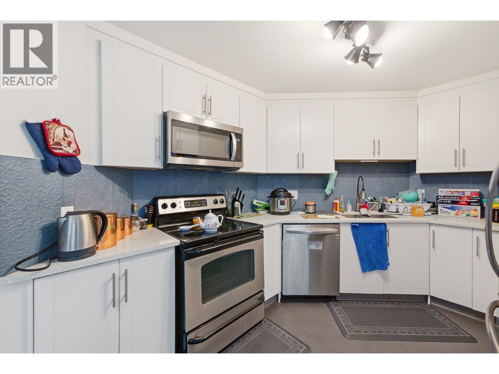 108 1150 Quayside Drive, New Westminster, British Columbia  V3M 6E1 - Photo 10 - R3110738