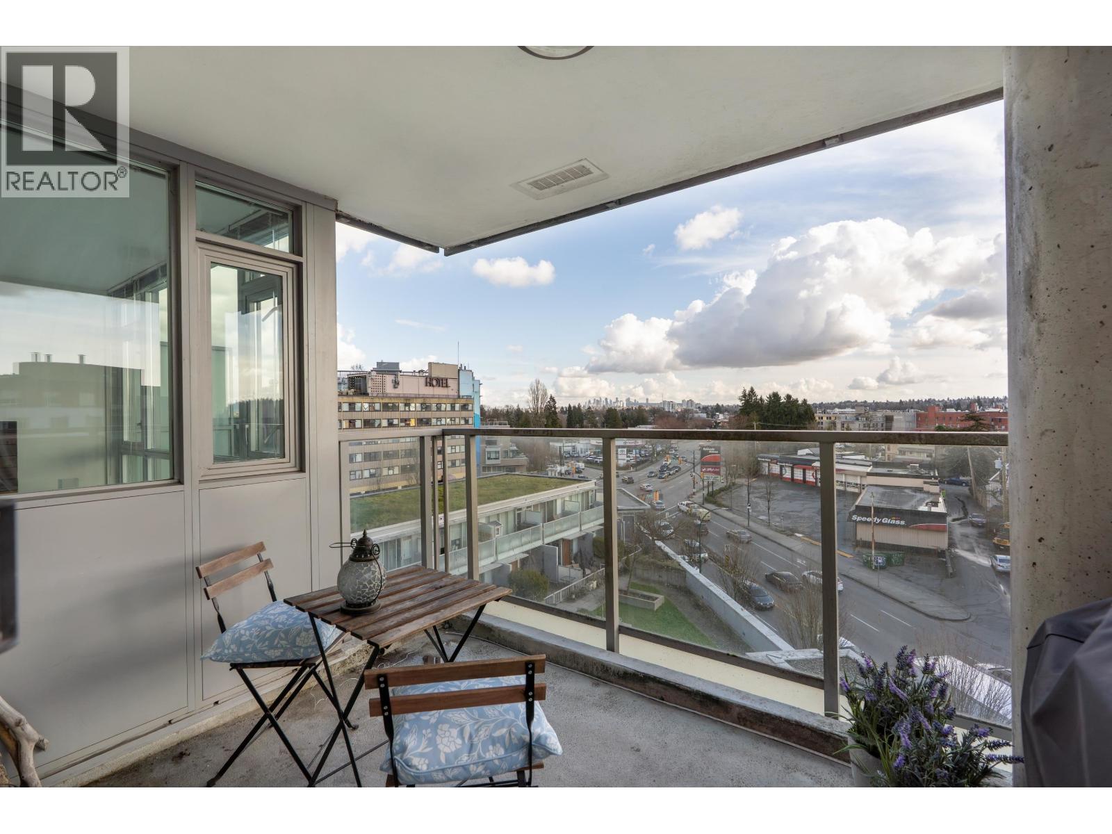 709 2770 Sophia Street, Vancouver, British Columbia  V5T 0A4 - Photo 2 - R3110749