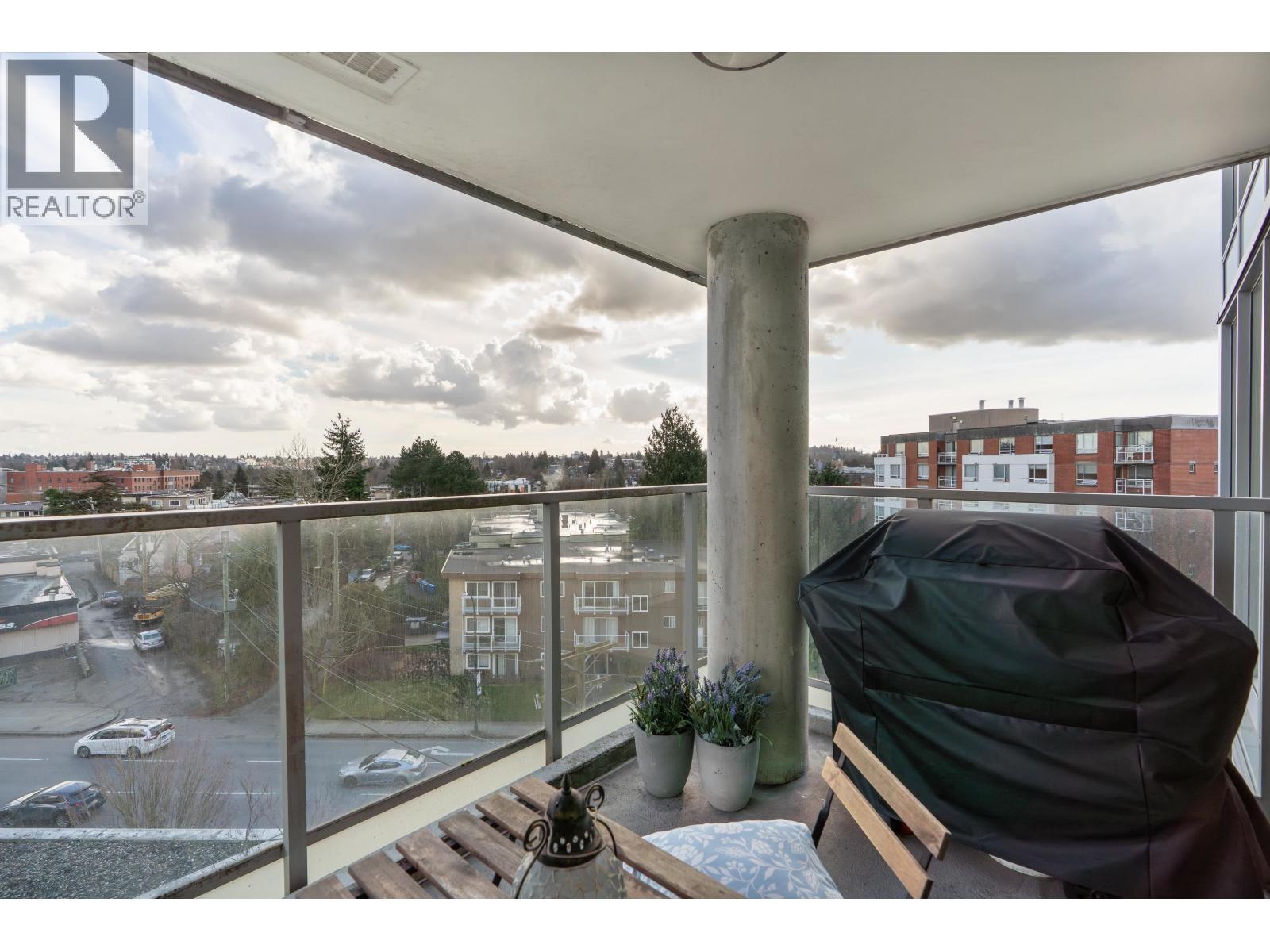 709 2770 Sophia Street, Vancouver, British Columbia  V5T 0A4 - Photo 3 - R3110749