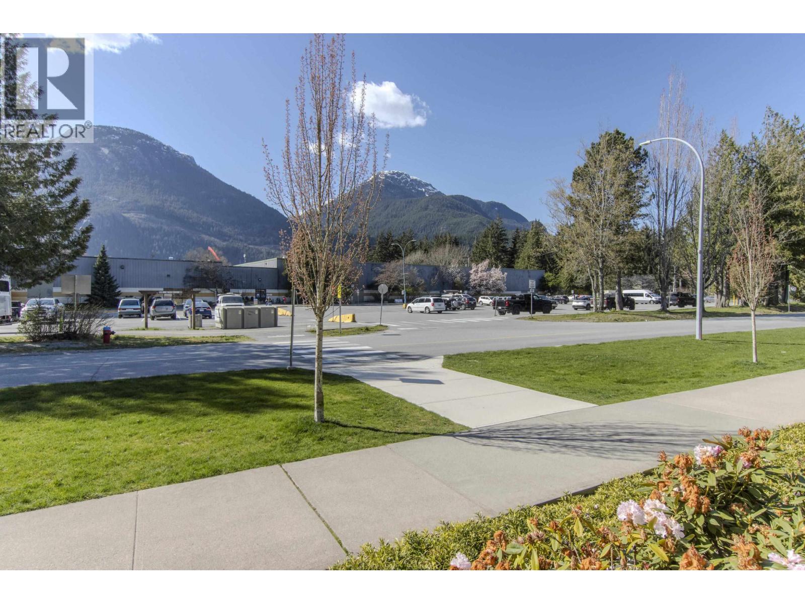 50 39548 Loggers Lane, Squamish, British Columbia  V8B 0V7 - Photo 3 - R3110756