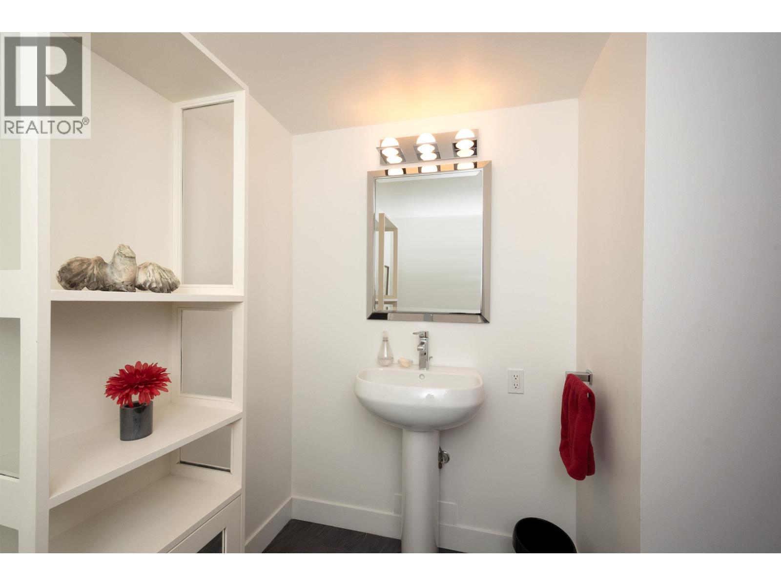 114 1420 Duchess Avenue, West Vancouver, British Columbia  V7T 1H8 - Photo 28 - R3110763