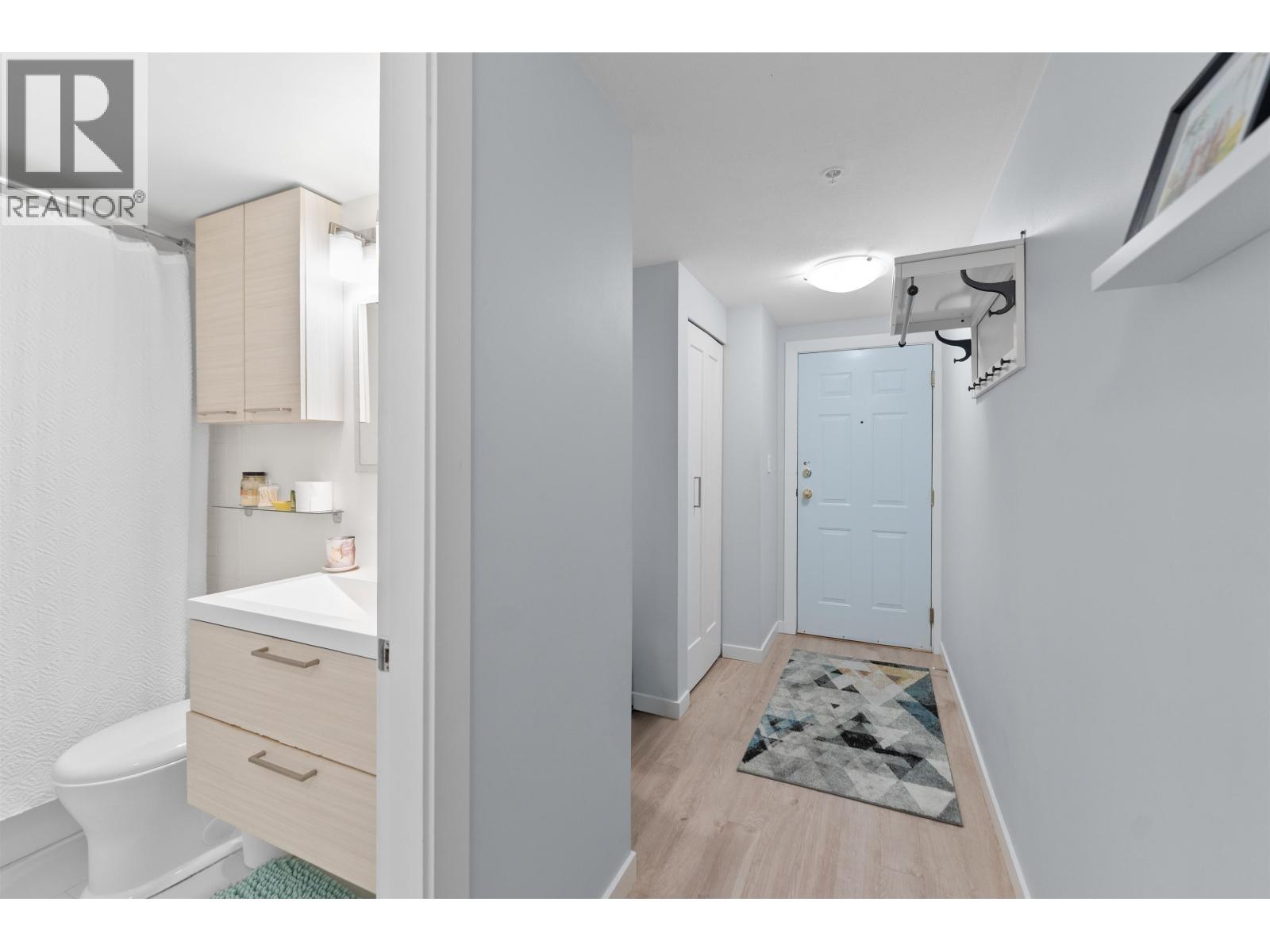 304 137 W 17th Street, North Vancouver, British Columbia  V7M 1V5 - Photo 14 - R3110767