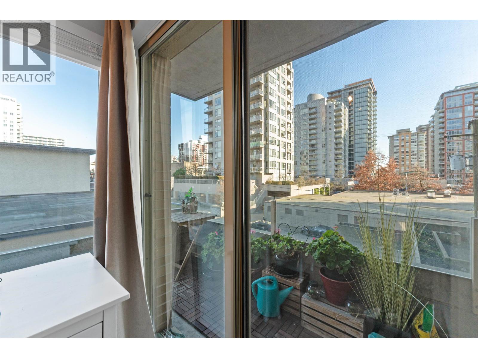 304 137 W 17th Street, North Vancouver, British Columbia  V7M 1V5 - Photo 16 - R3110767