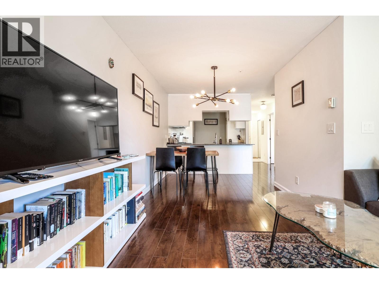 304 135 Eleventh Street, New Westminster, British Columbia  V3M 4C7 - Photo 5 - R3110773