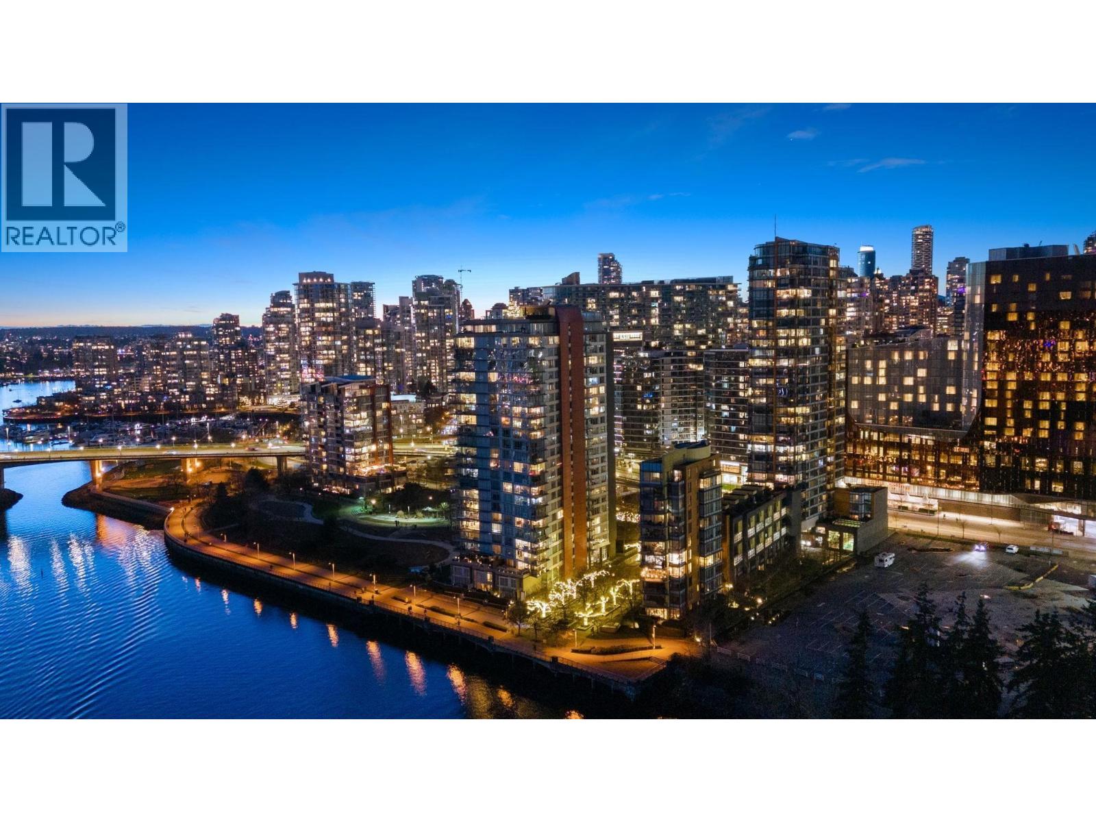 903 8 Smithe Mews, Vancouver, British Columbia  V6B 0A5 - Photo 38 - R3110799