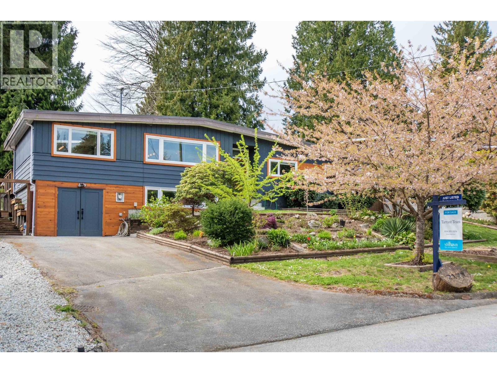 2175 GREYLYNN CRESCENT, North Vancouver, British Columbia