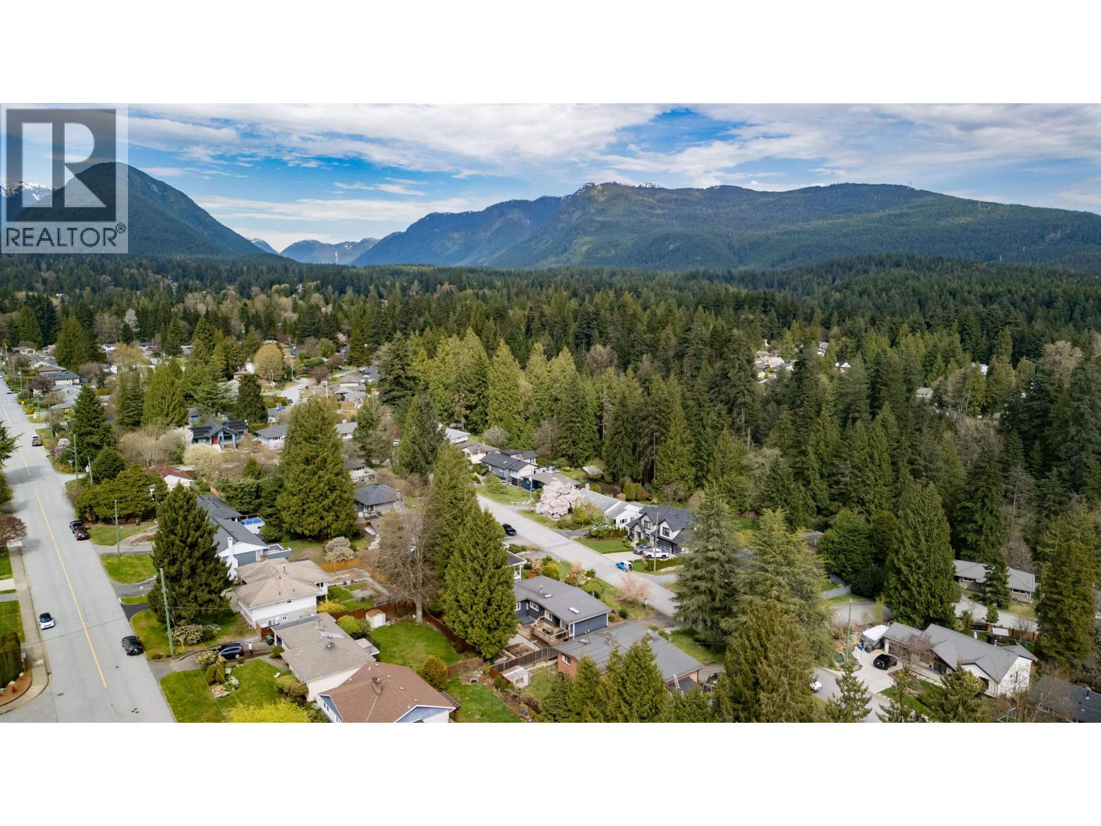 2175 Greylynn Crescent, North Vancouver, British Columbia  V7J 2X6 - Photo 37 - R3110704