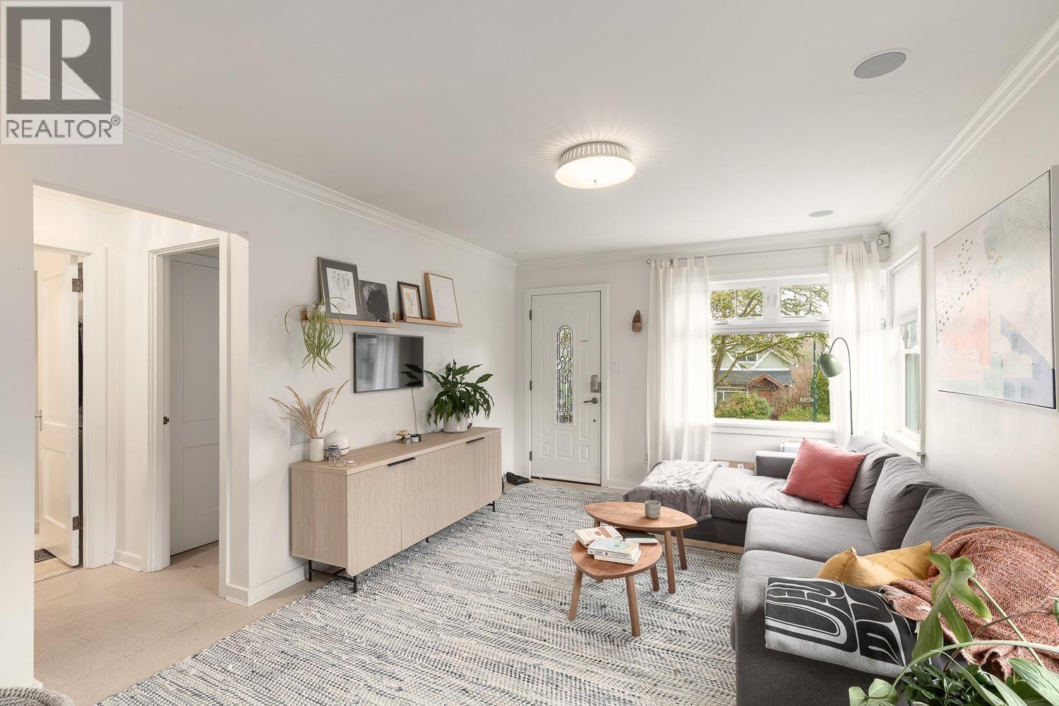 796 E 22nd Avenue, Vancouver, British Columbia  V5V 1V6 - Photo 3 - R3110726