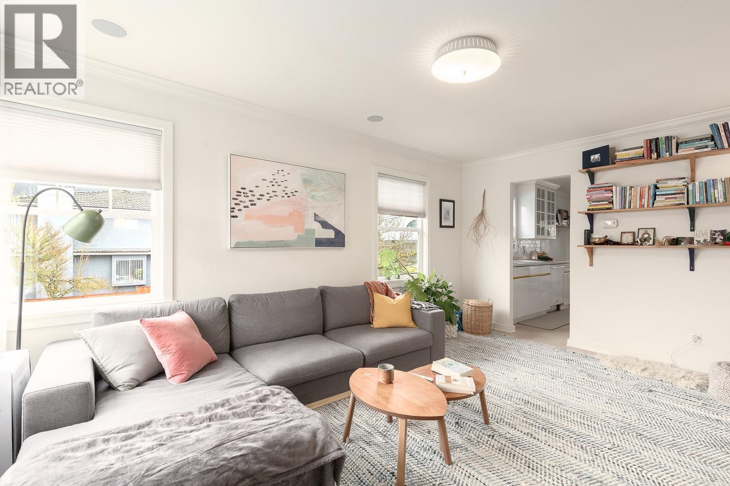 796 E 22nd Avenue, Vancouver, British Columbia  V5V 1V6 - Photo 4 - R3110726