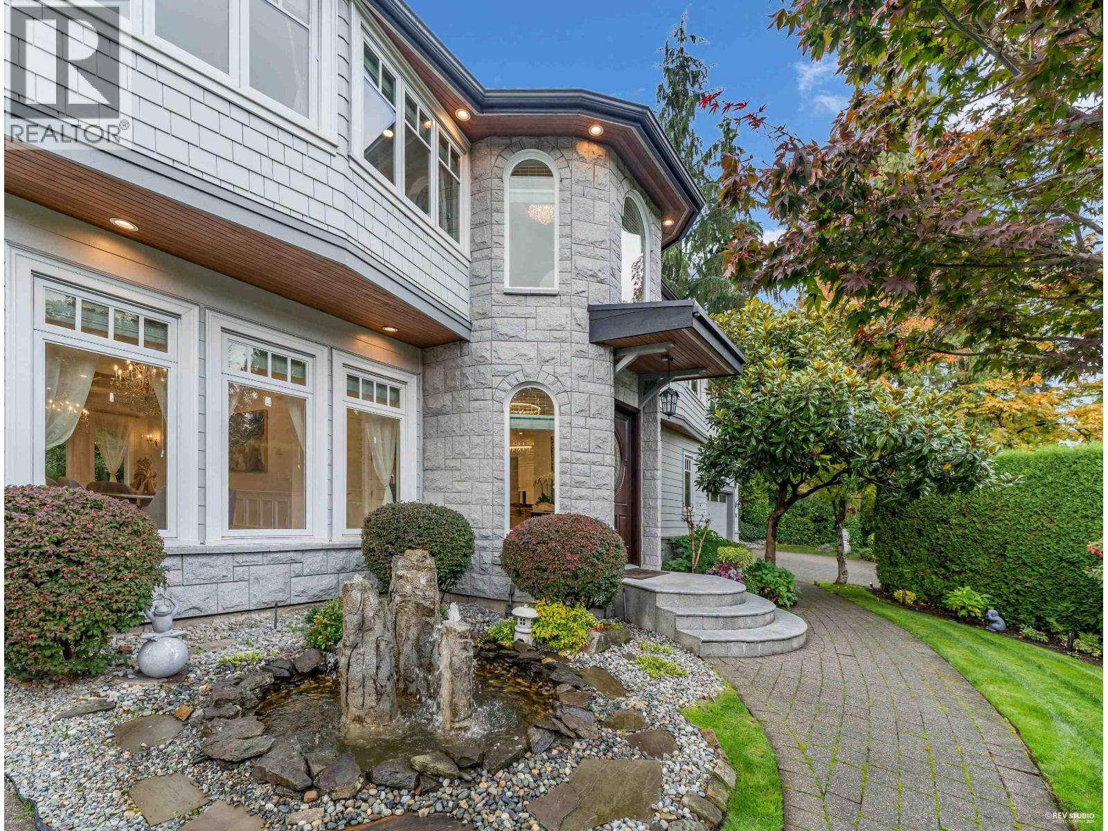 760 Burley Drive, West Vancouver, British Columbia  V7T 1Z6 - Photo 3 - R3110759