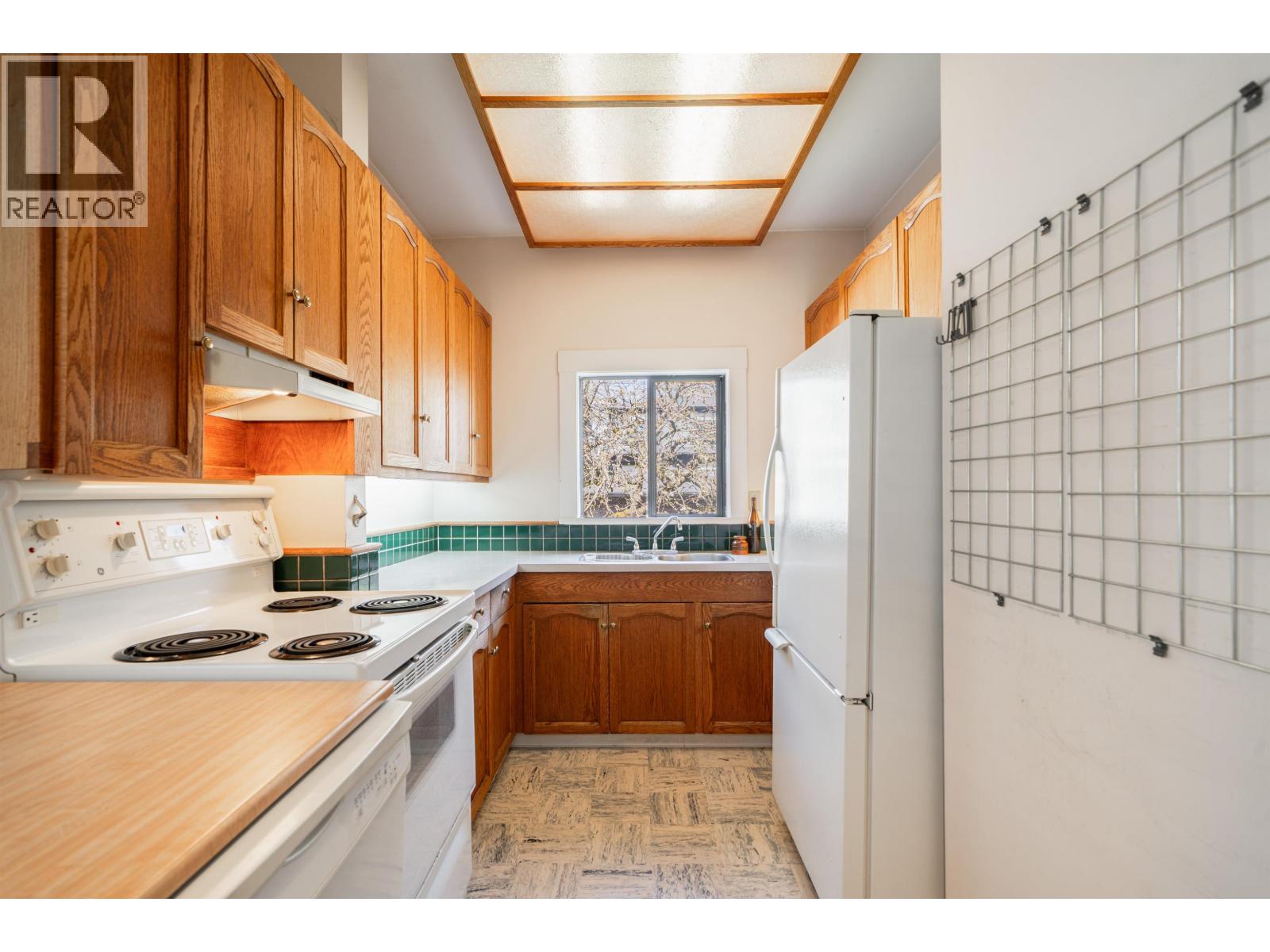 2129 W 47th Avenue, Vancouver, British Columbia  V6M 2M6 - Photo 15 - R3110777