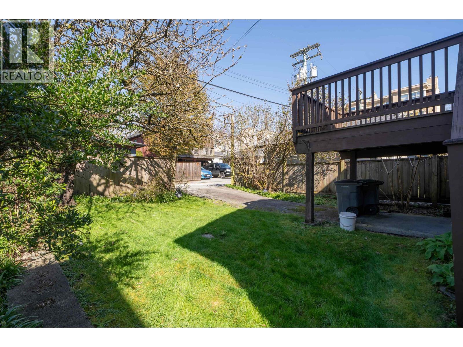 2129 W 47th Avenue, Vancouver, British Columbia  V6M 2M6 - Photo 2 - R3110777