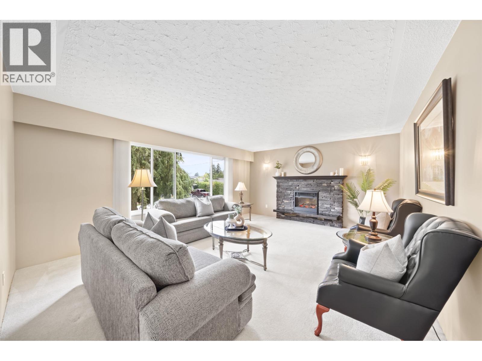 5251 Chamberlayne Avenue, Delta, British Columbia  V4K 2J7 - Photo 3 - R3110796