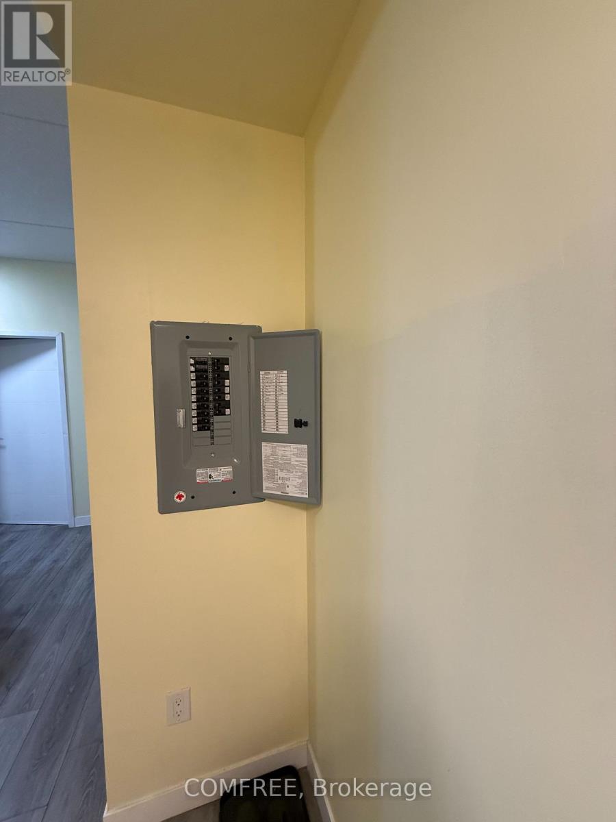 2 - 318 Spruce Street, Waterloo, Ontario  N2L 0E9 - Photo 22 - X12993362