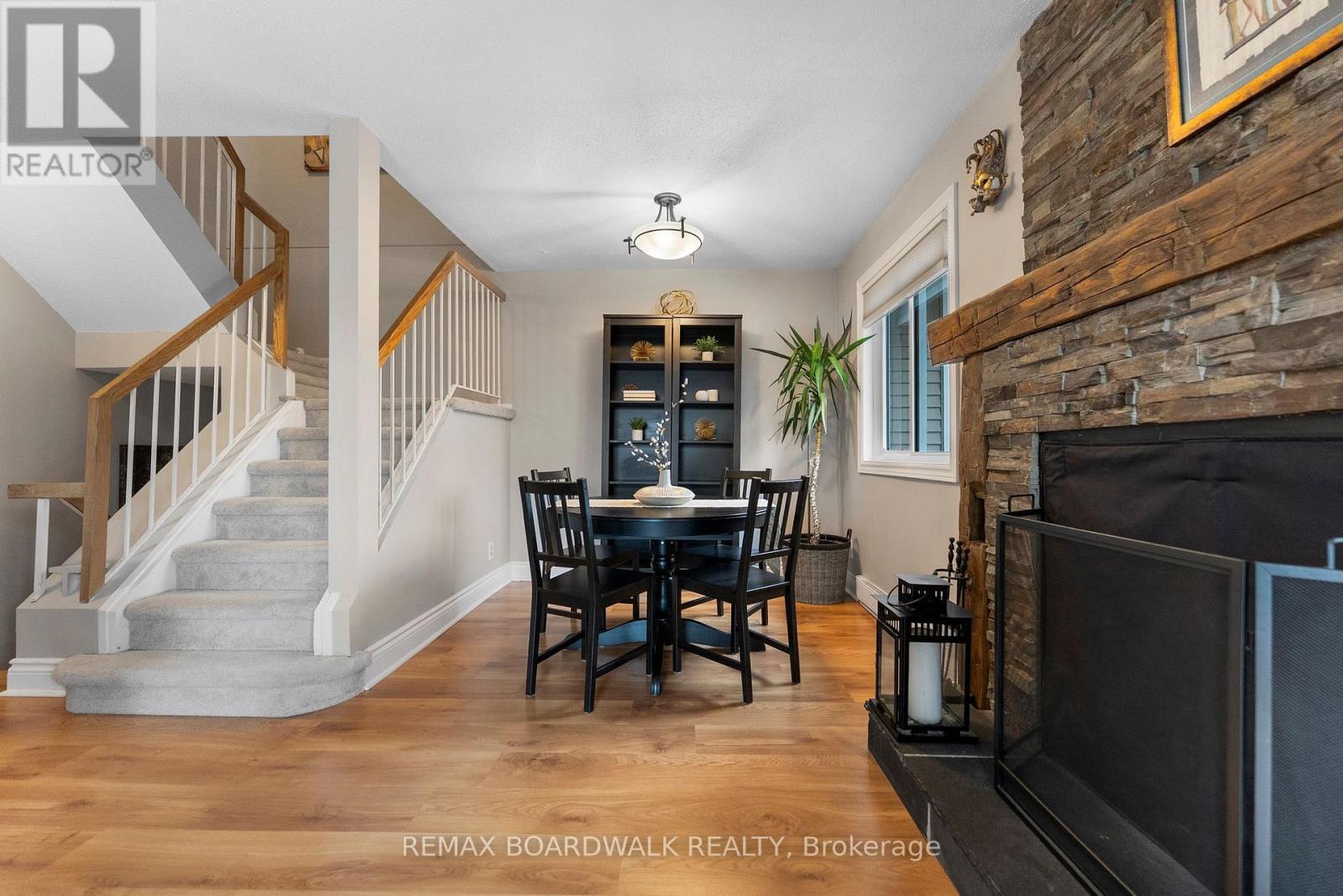 614 Tanguay Court, Ottawa, Ontario  K2L 3X3 - Photo 11 - X12993372