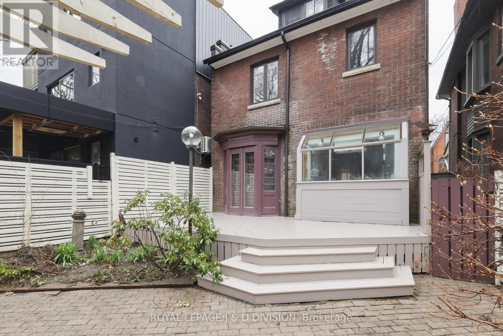 18 Tranby Avenue, Toronto, Ontario  M5R 1N5 - Photo 32 - C12990882