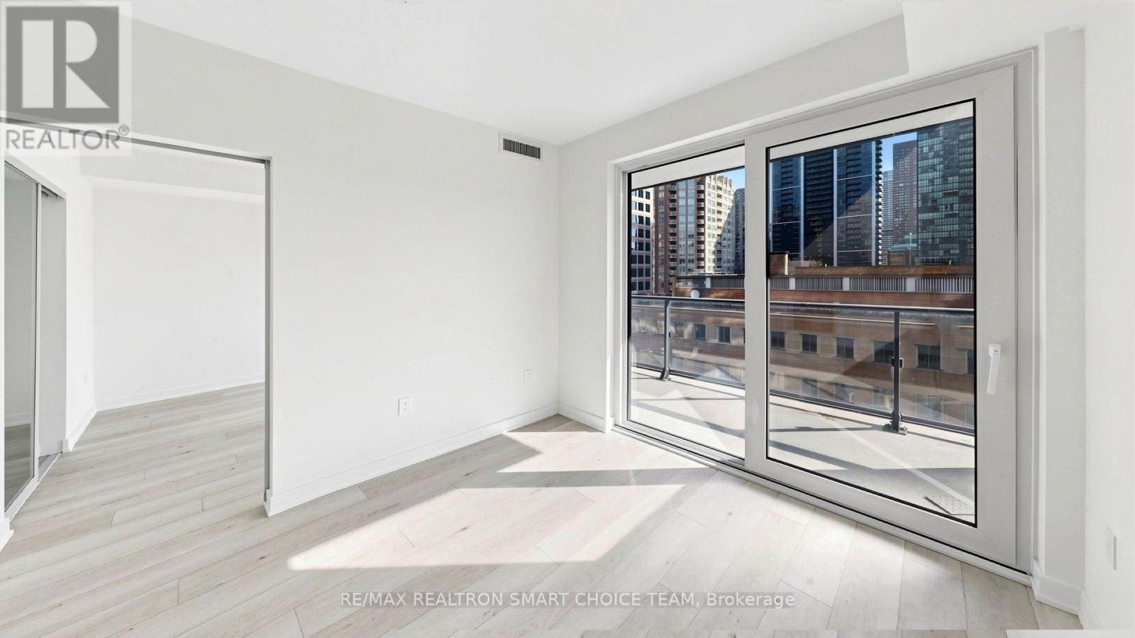 806 - 634 Church Street, Toronto, Ontario  M4Y 0G9 - Photo 17 - C12993348