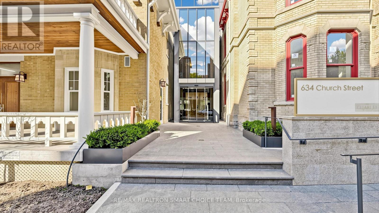 806 - 634 Church Street, Toronto, Ontario  M4Y 0G9 - Photo 2 - C12993348