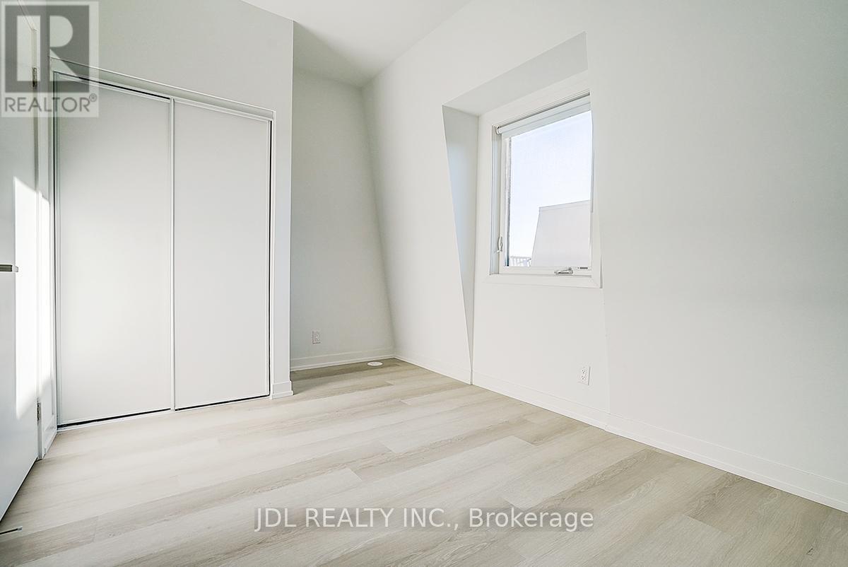 70b Tisdale Avenue, Toronto, Ontario  M4A 0A9 - Photo 38 - C12993358