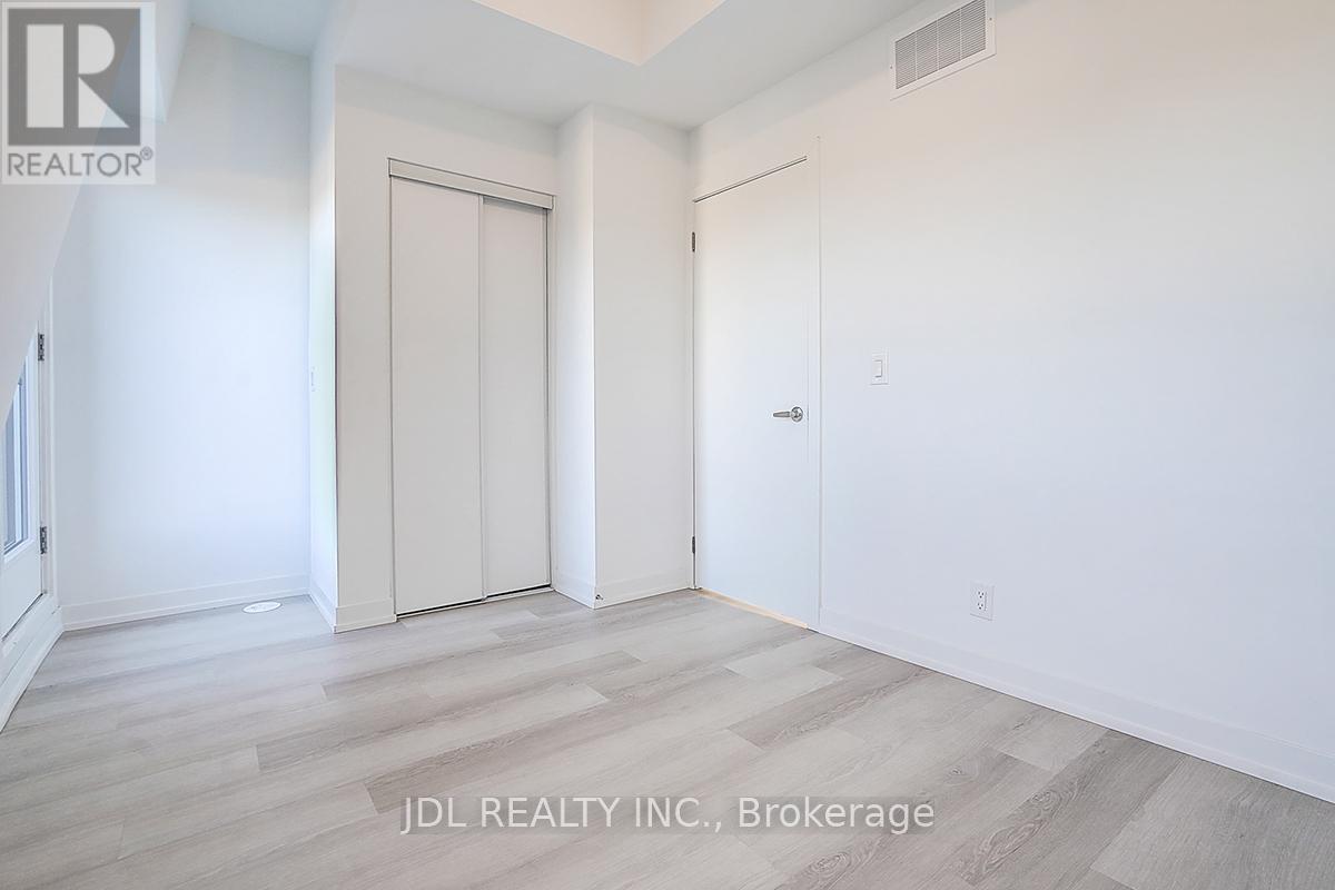 70b Tisdale Avenue, Toronto, Ontario  M4A 0A9 - Photo 42 - C12993358